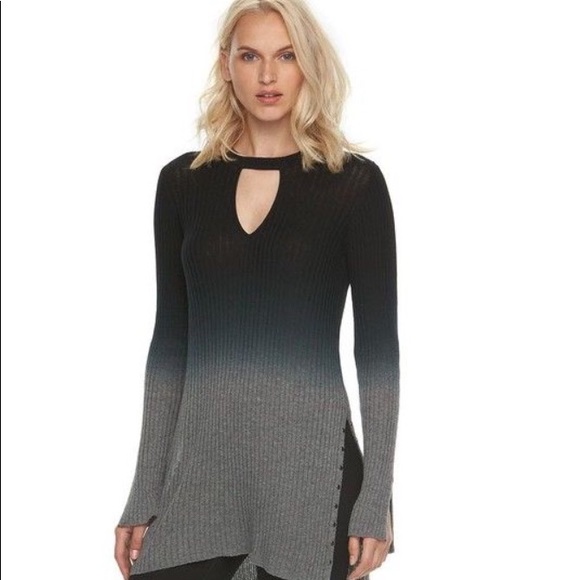 Rock & Republic Sweaters - Rock & Republic Ombré Ribbed Keyhole Sweater